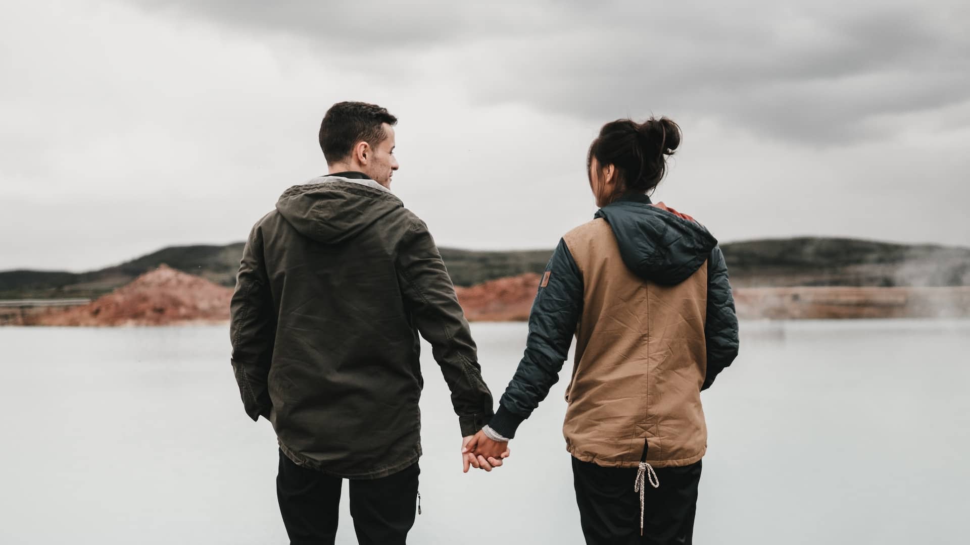 Polyamory vs Polygamy